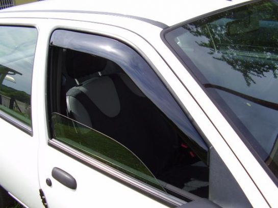Bocni vetrobrani (prednji) za  Mazda 121 (5 vrata