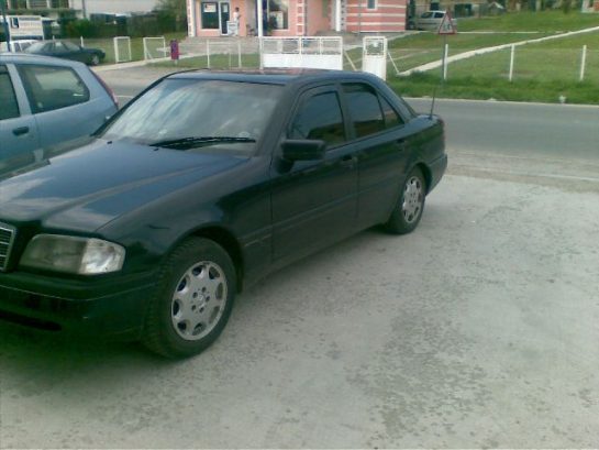 Bocni vetrobrani (prednji) za Mercedes W202  (4/5 vrata