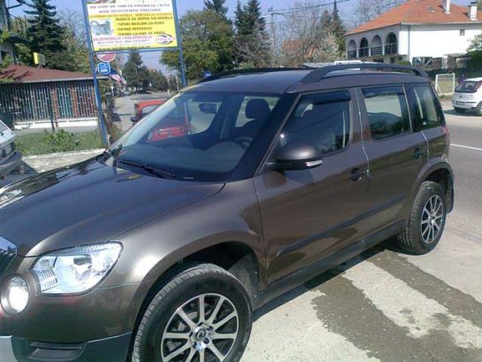 Bocni vetrobrani (prednji) za Skoda Yeti (5 vrata