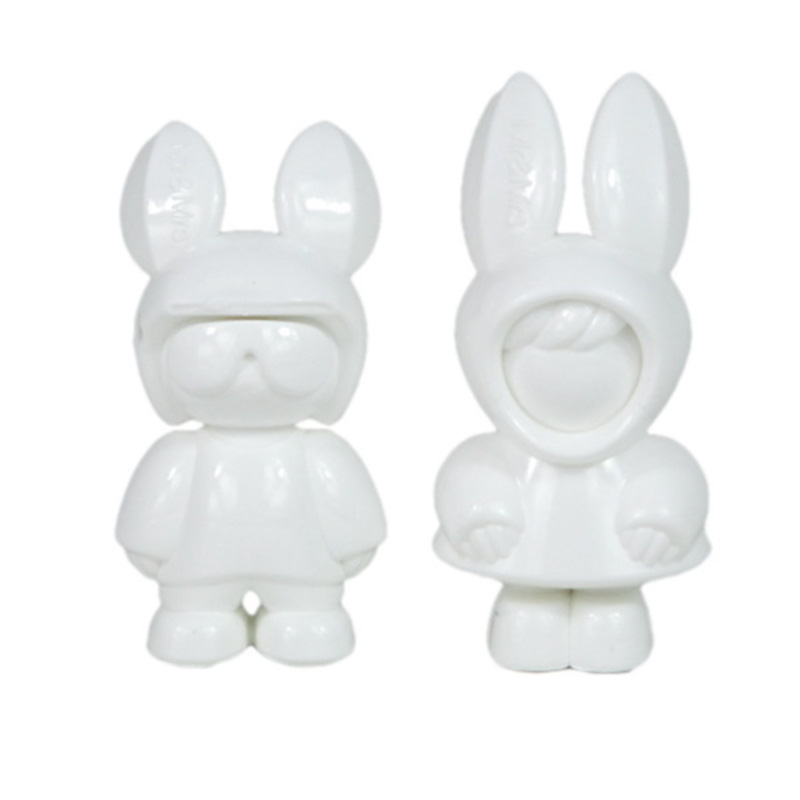 Miris na izduv White New Car - Mr&Mrs Andy i Frida